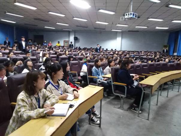 说明: C:\Documents and Settings\Administrator\桌面\会计专业技术初级资格考试誓师大会\新建文件夹\微信图片_20190402183506.jpg